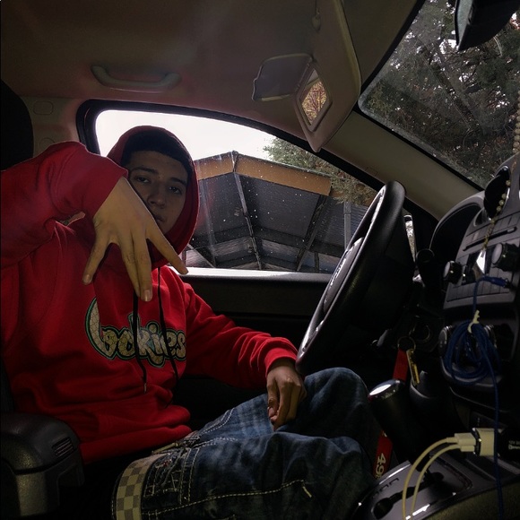 Meet your Posher, Erik - Picture 1 of 1